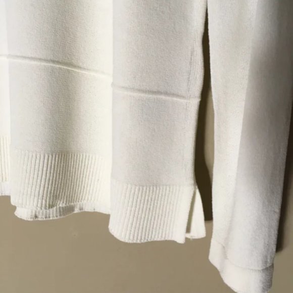 Lightweight Fine Knit Sweater- XL - Picture 3 of 10